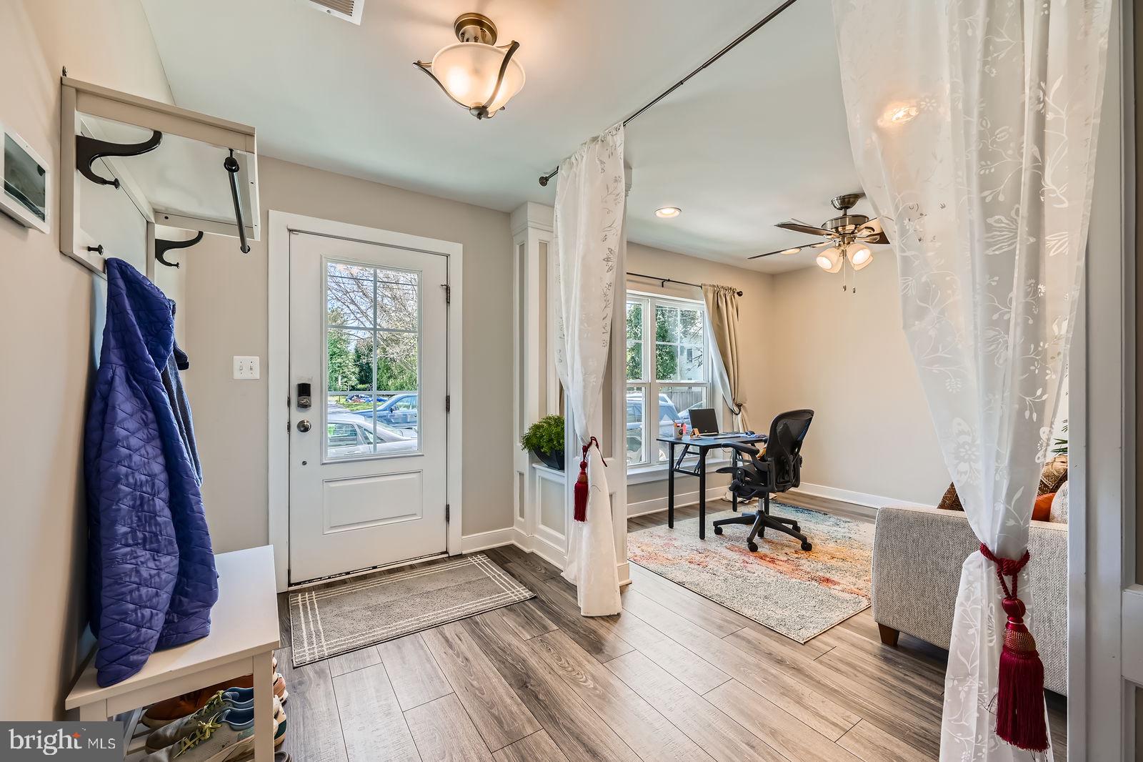 423 E JEFFERSON AVENUE