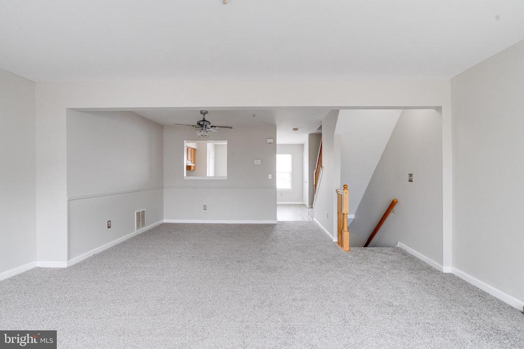 658 HUNTING FIELDS ROAD