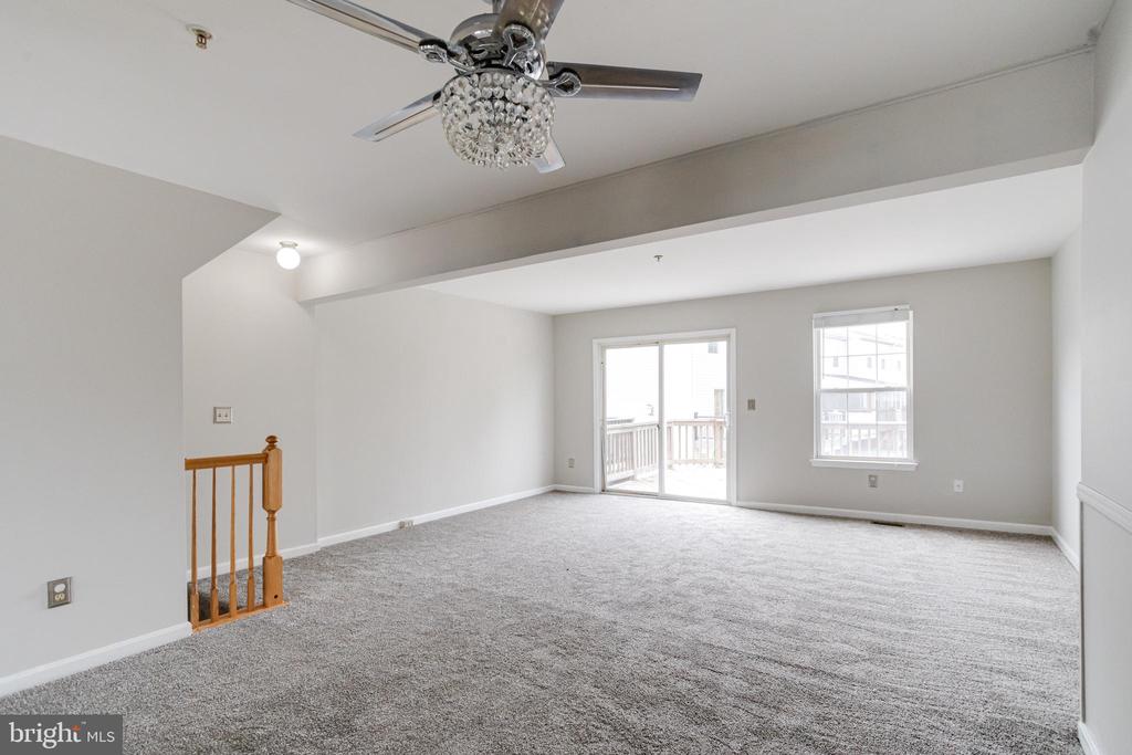 658 HUNTING FIELDS ROAD