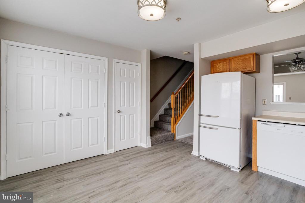 658 HUNTING FIELDS ROAD