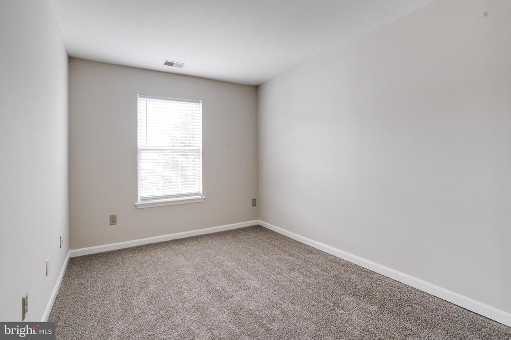 658 HUNTING FIELDS ROAD