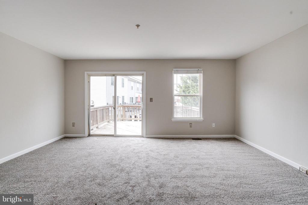 658 HUNTING FIELDS ROAD