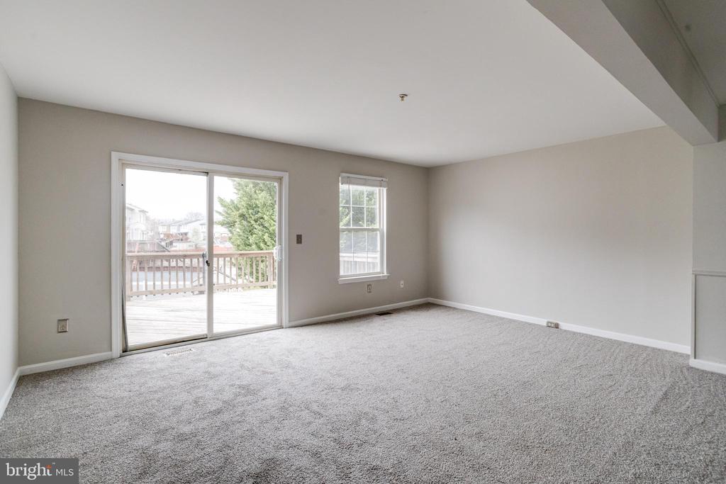 658 HUNTING FIELDS ROAD