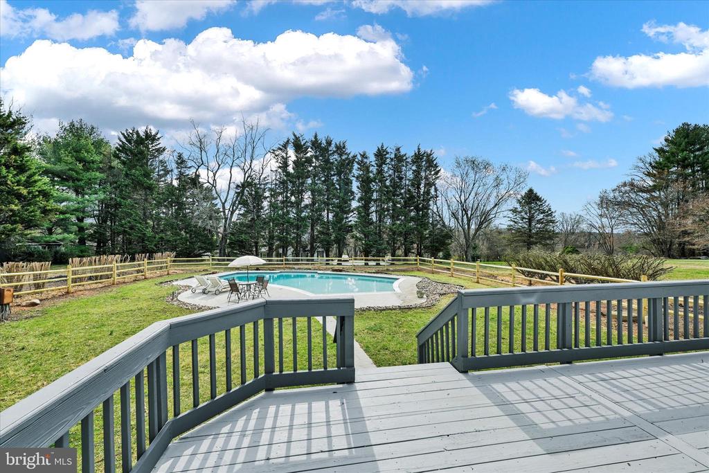 227 BENTLEY ROAD