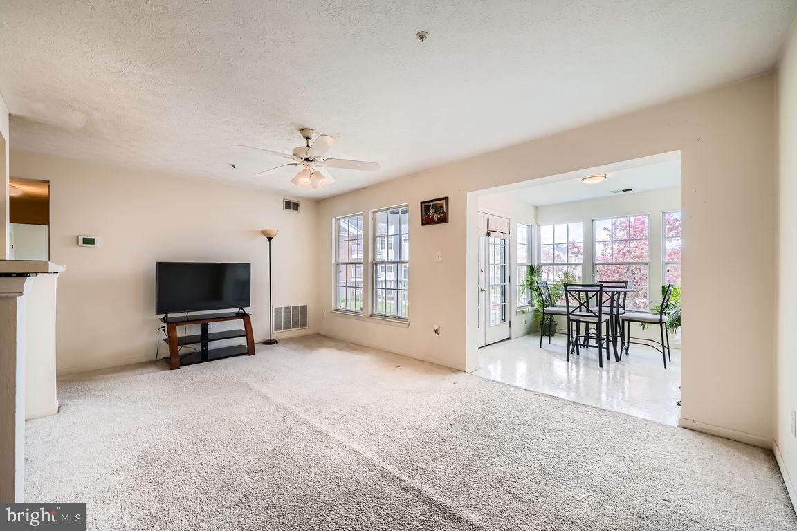 77 LAUREL PATH COURT 4