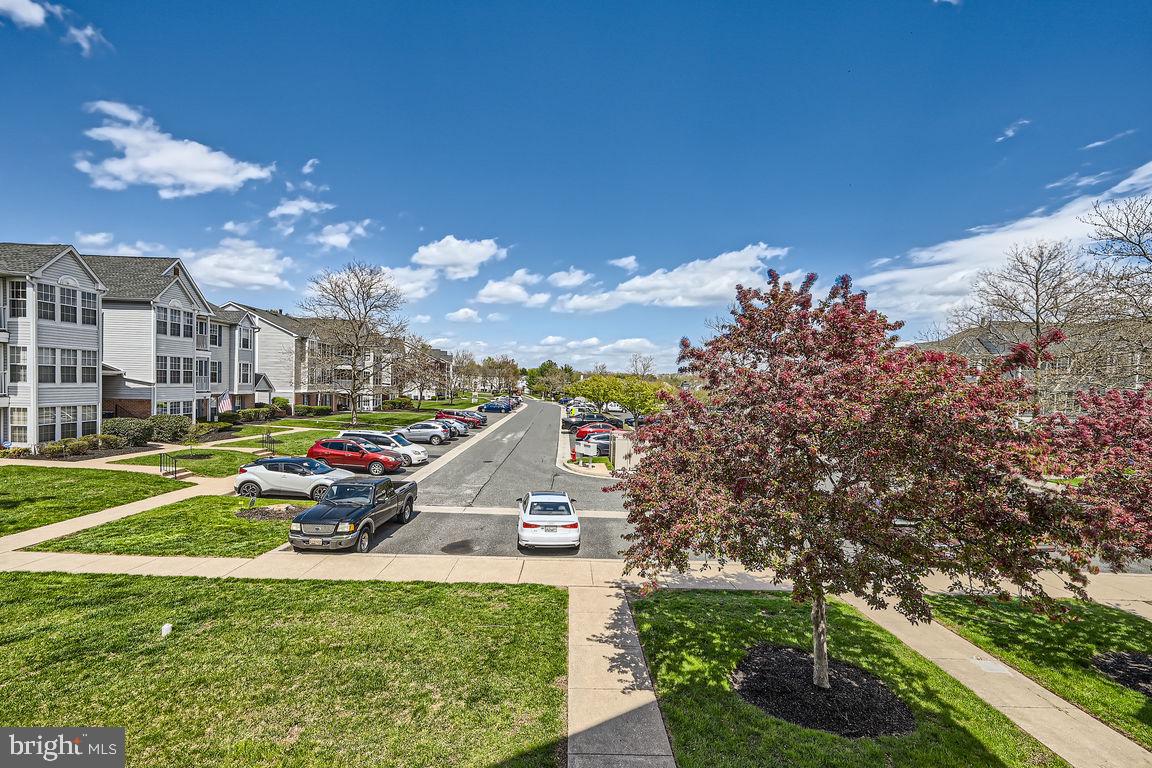 77 LAUREL PATH COURT 4
