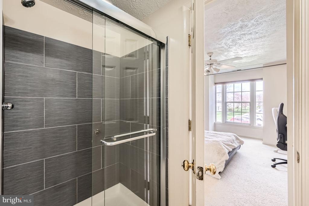 77 LAUREL PATH COURT 4