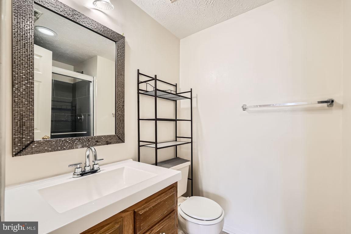 77 LAUREL PATH COURT 4
