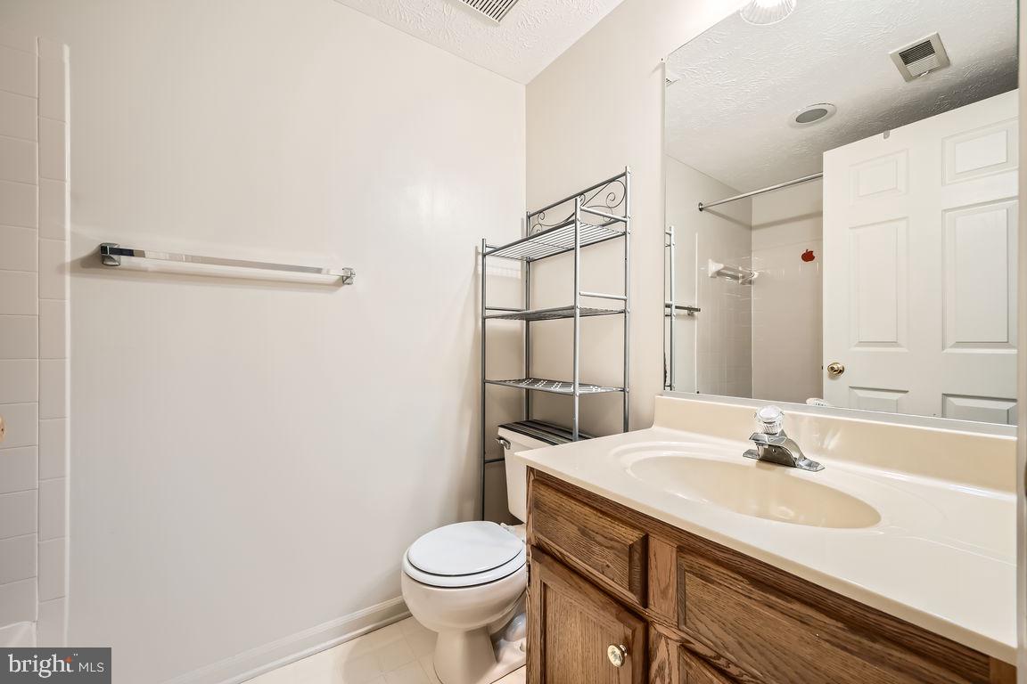 77 LAUREL PATH COURT 4