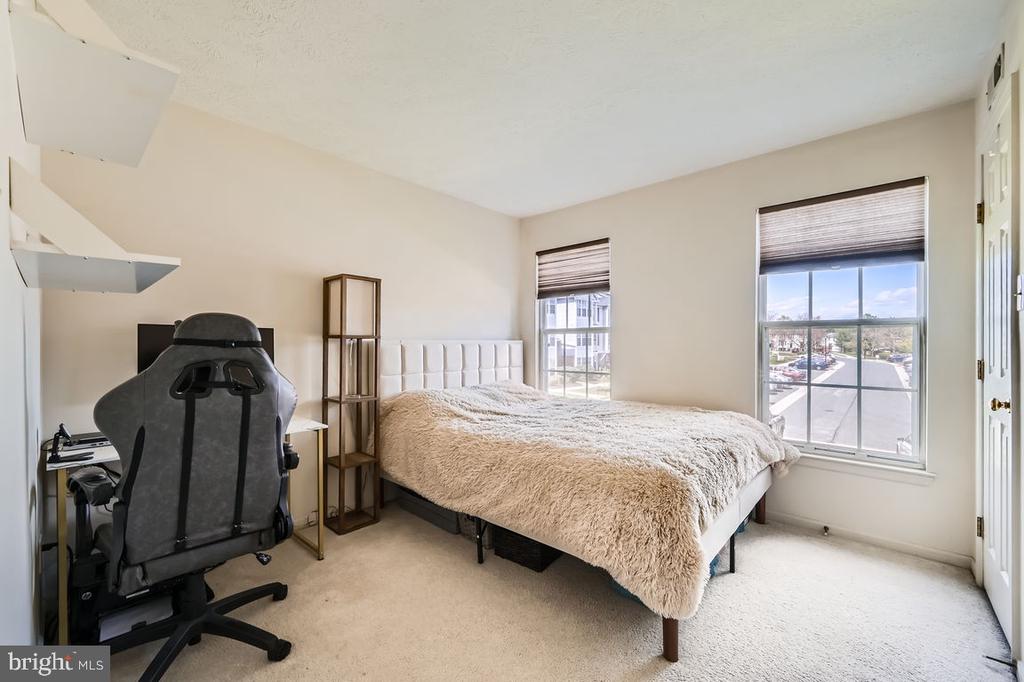 77 LAUREL PATH COURT 4