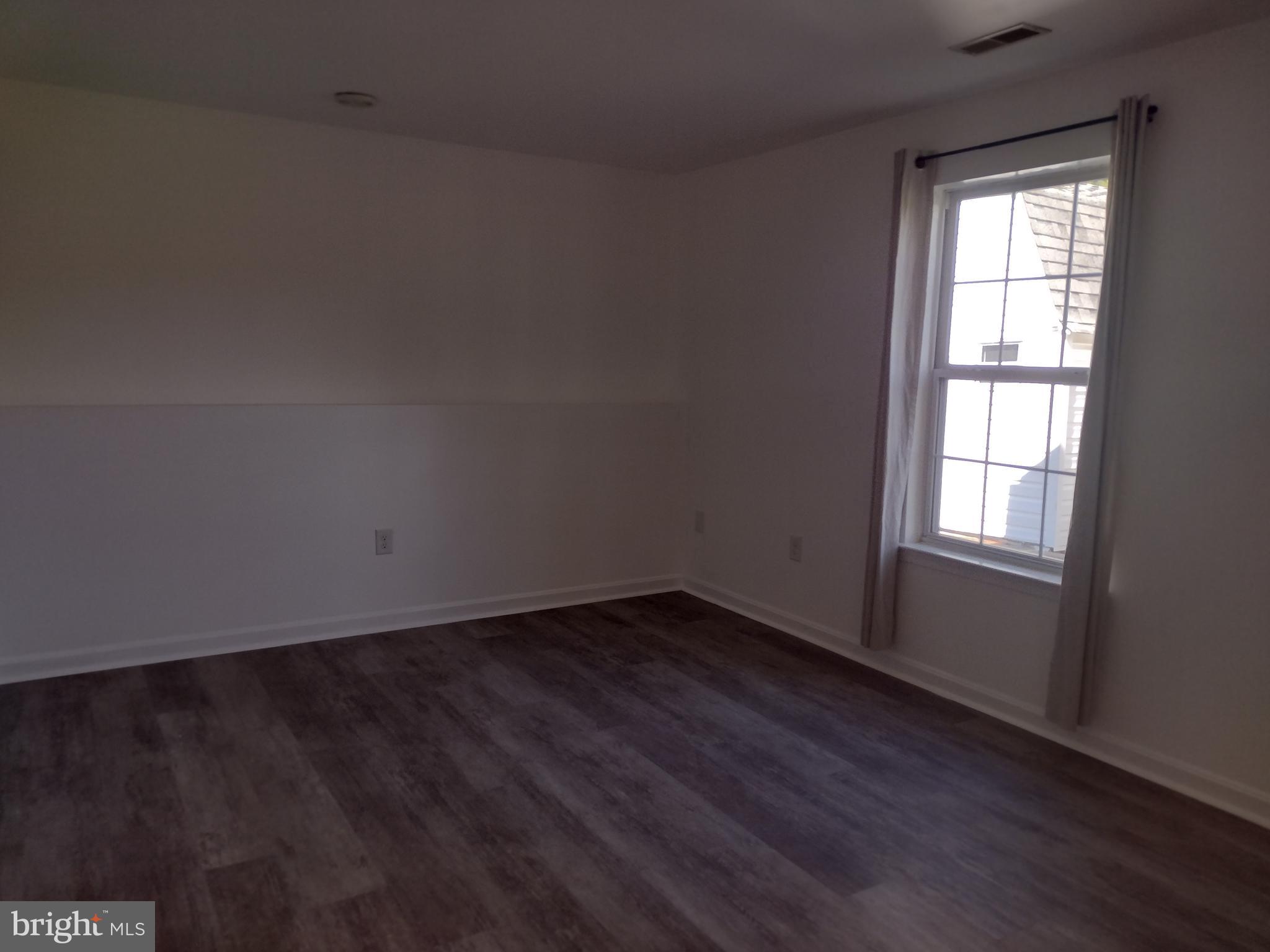 1012 MEADOW GLEN ROAD