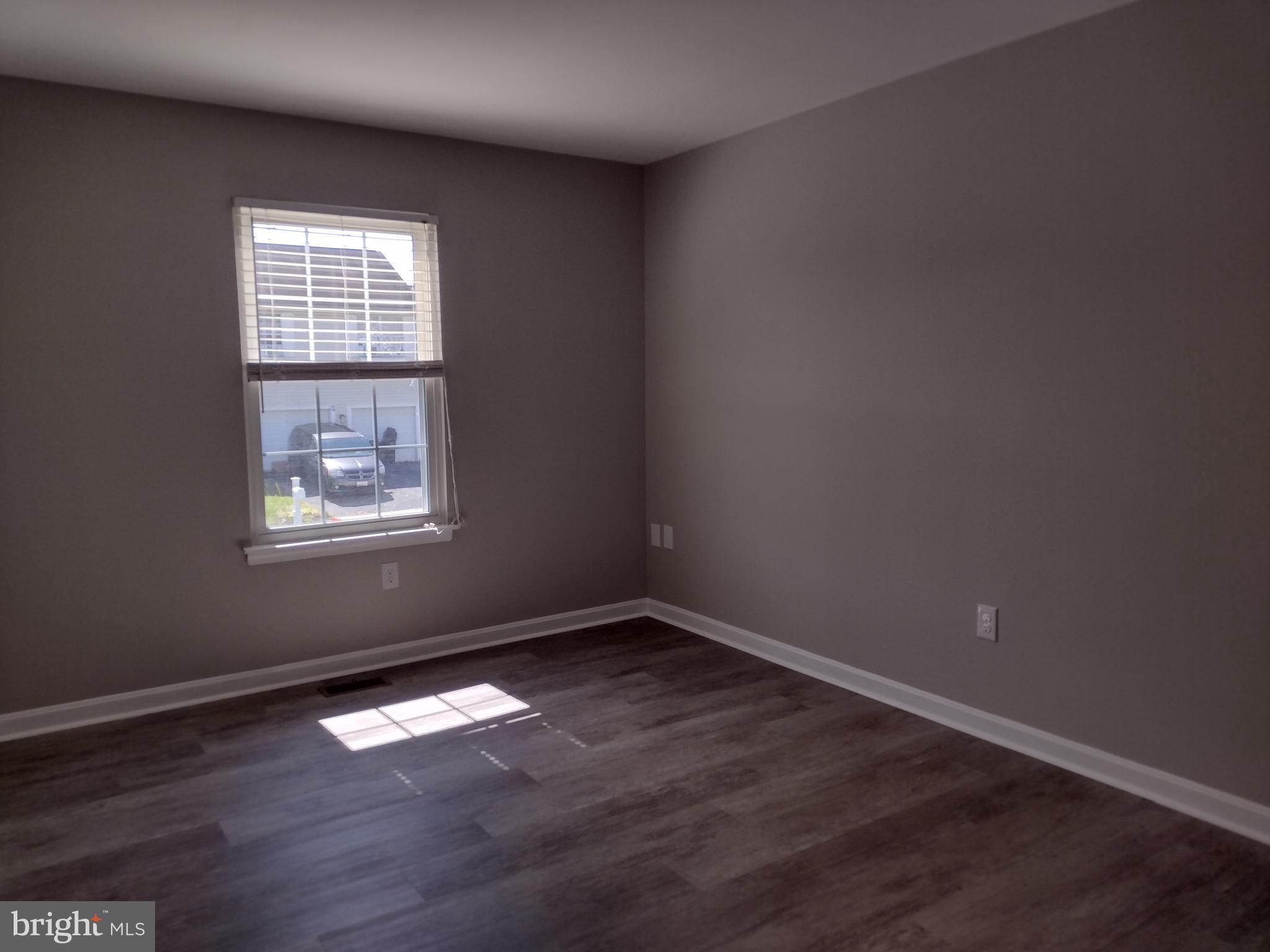 1012 MEADOW GLEN ROAD