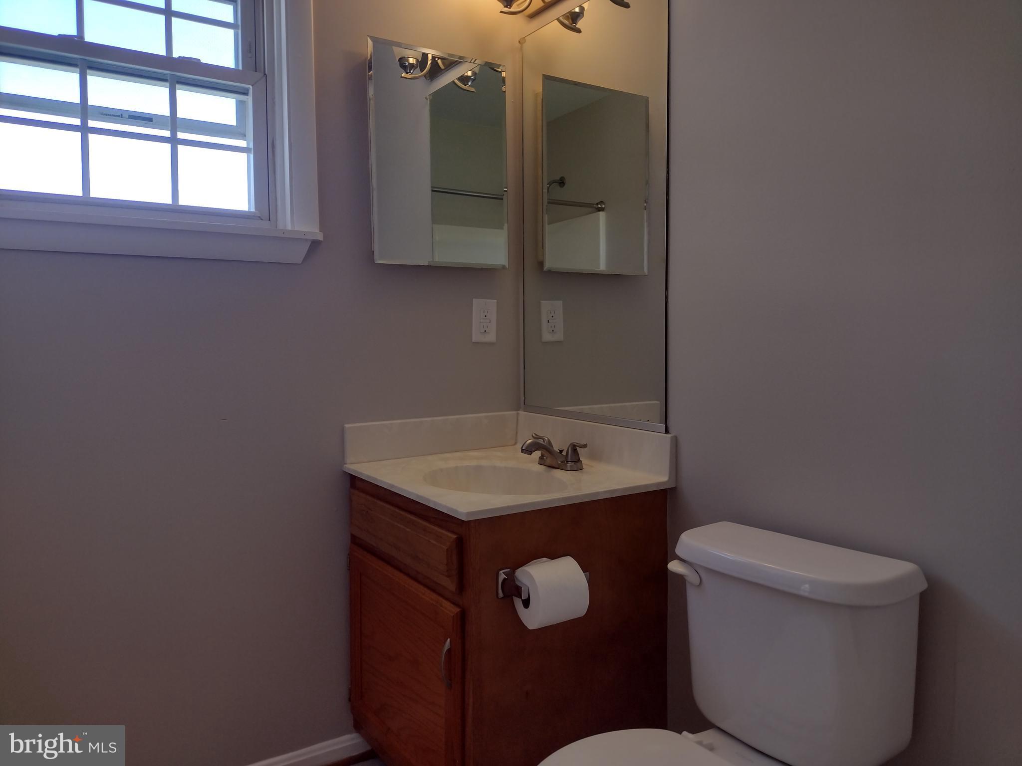 1012 MEADOW GLEN ROAD