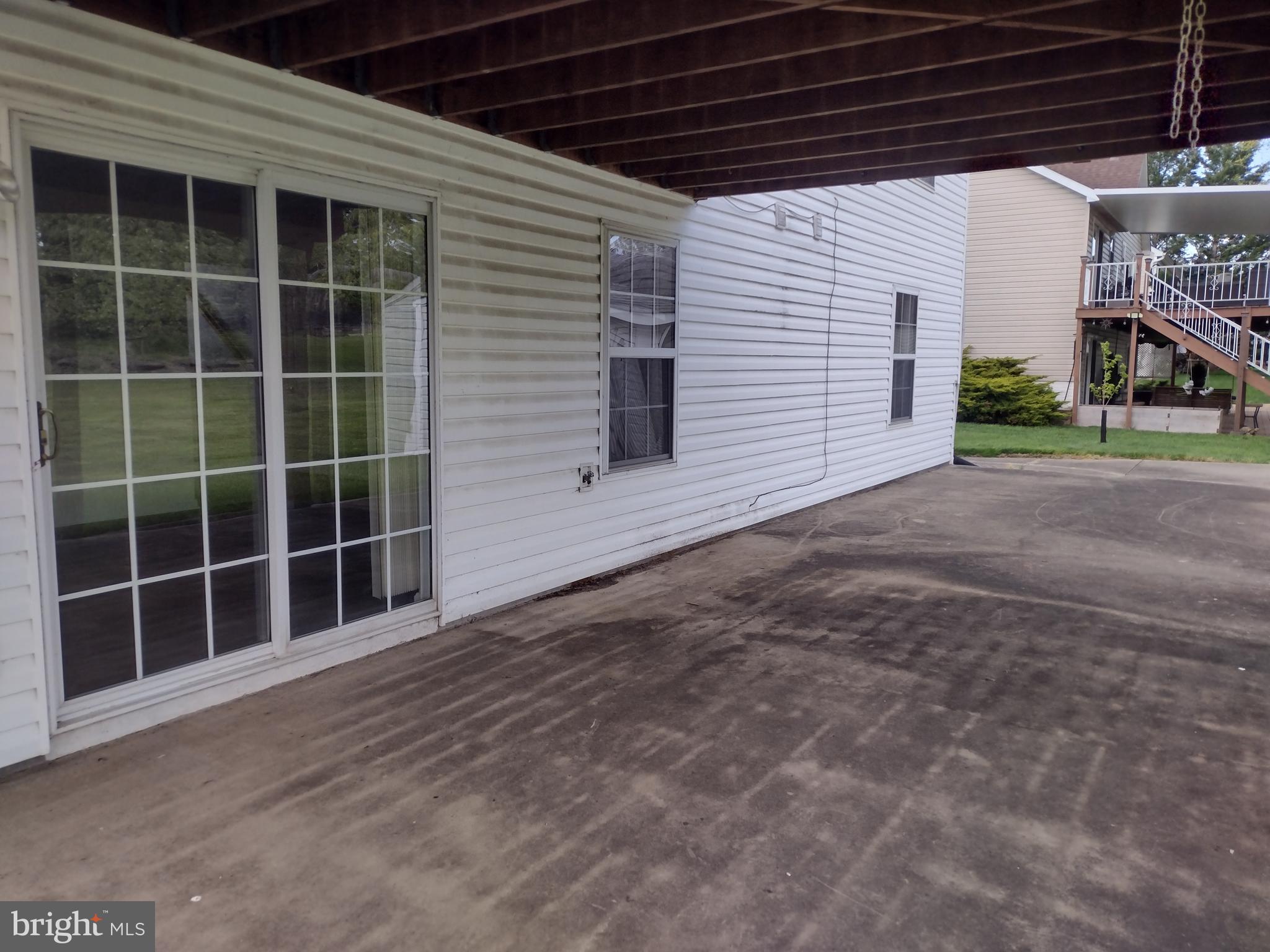 1012 MEADOW GLEN ROAD