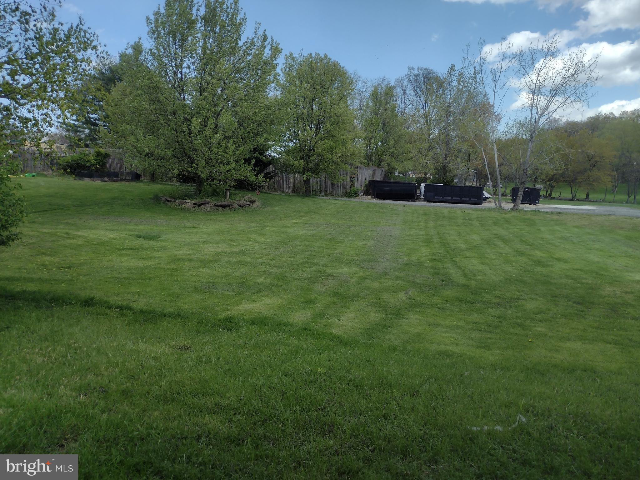 1012 MEADOW GLEN ROAD