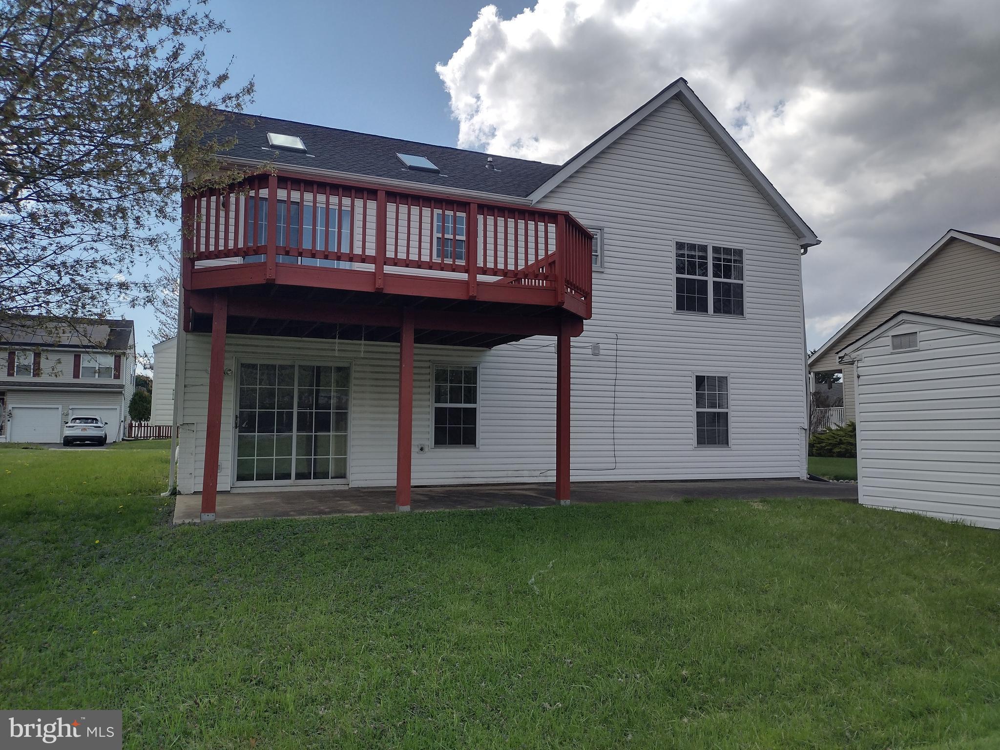 1012 MEADOW GLEN ROAD