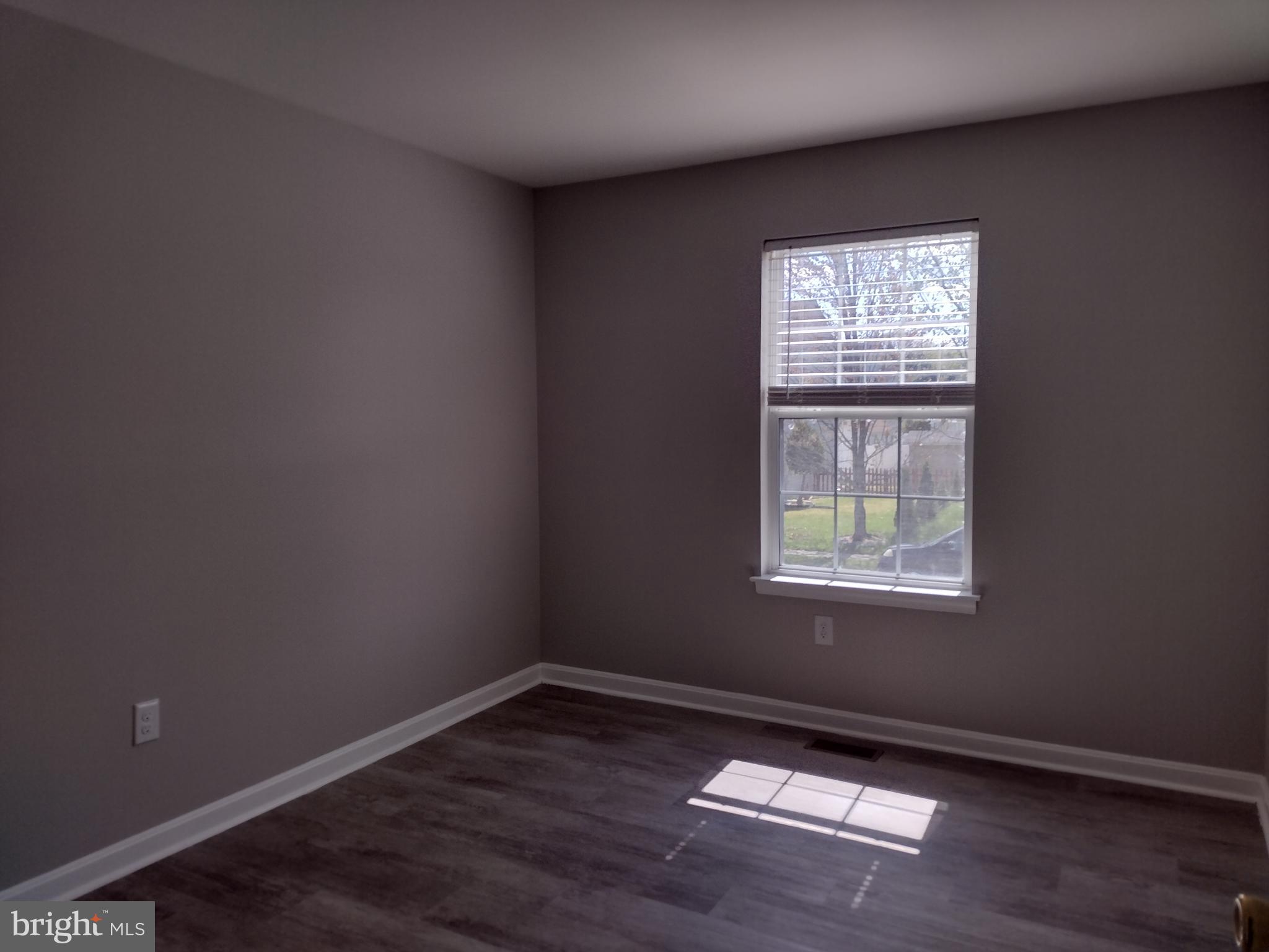 1012 MEADOW GLEN ROAD