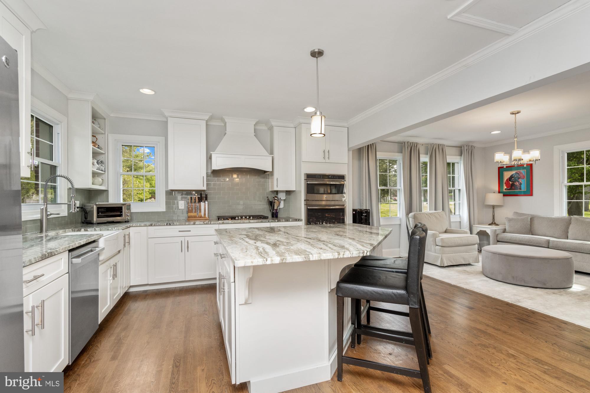 12 WAGON WHEEL COURT