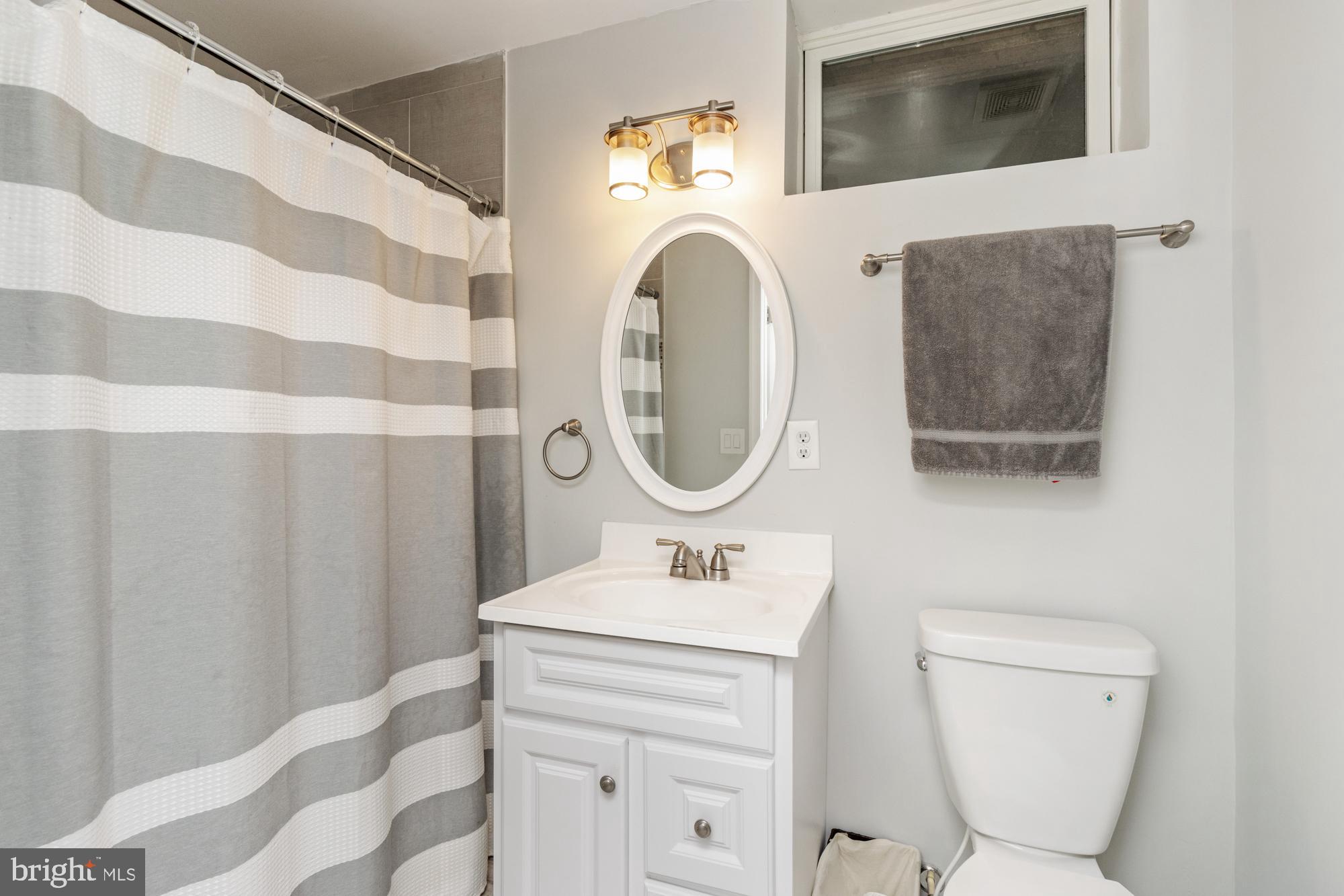 12 WAGON WHEEL COURT