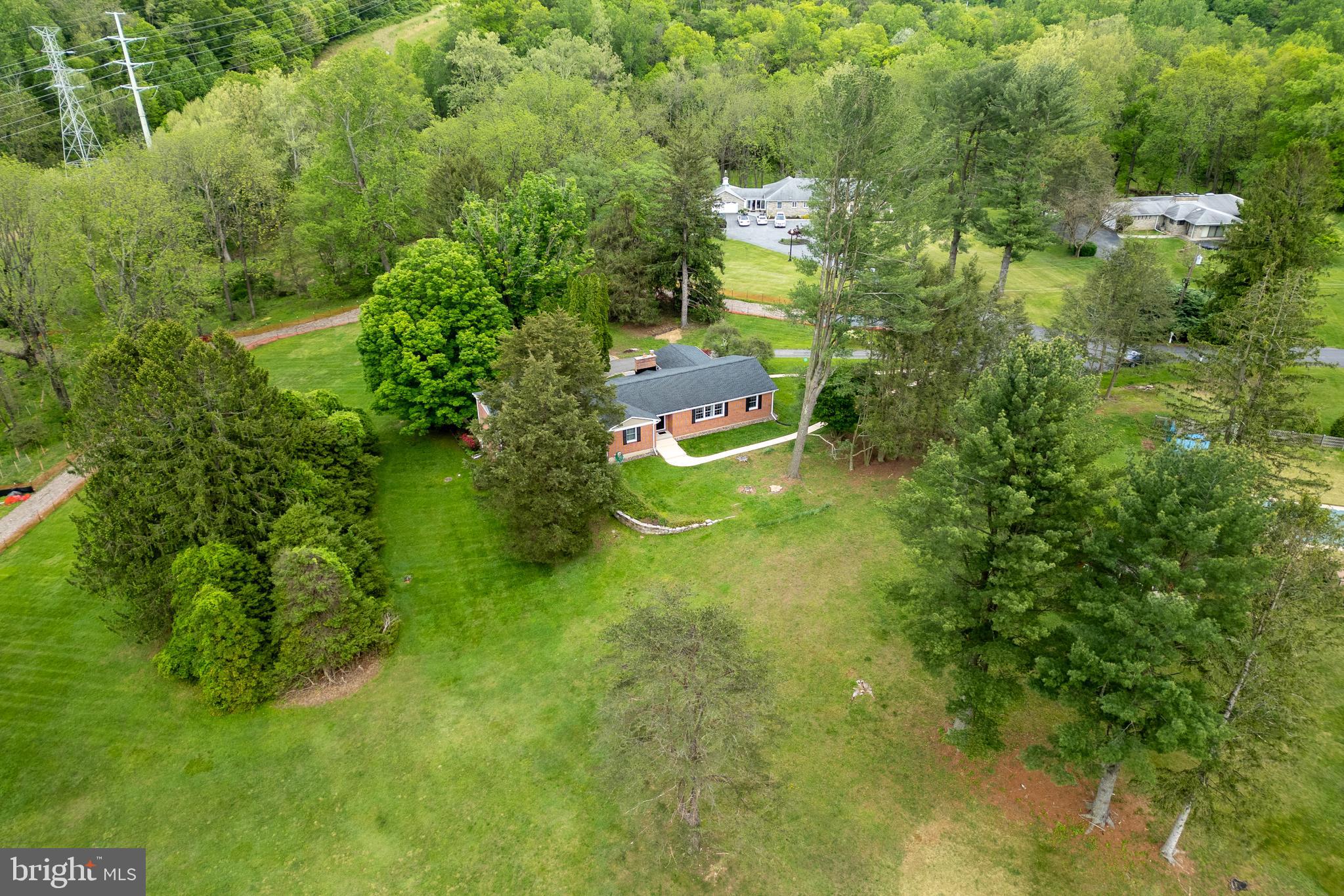 12 WAGON WHEEL COURT