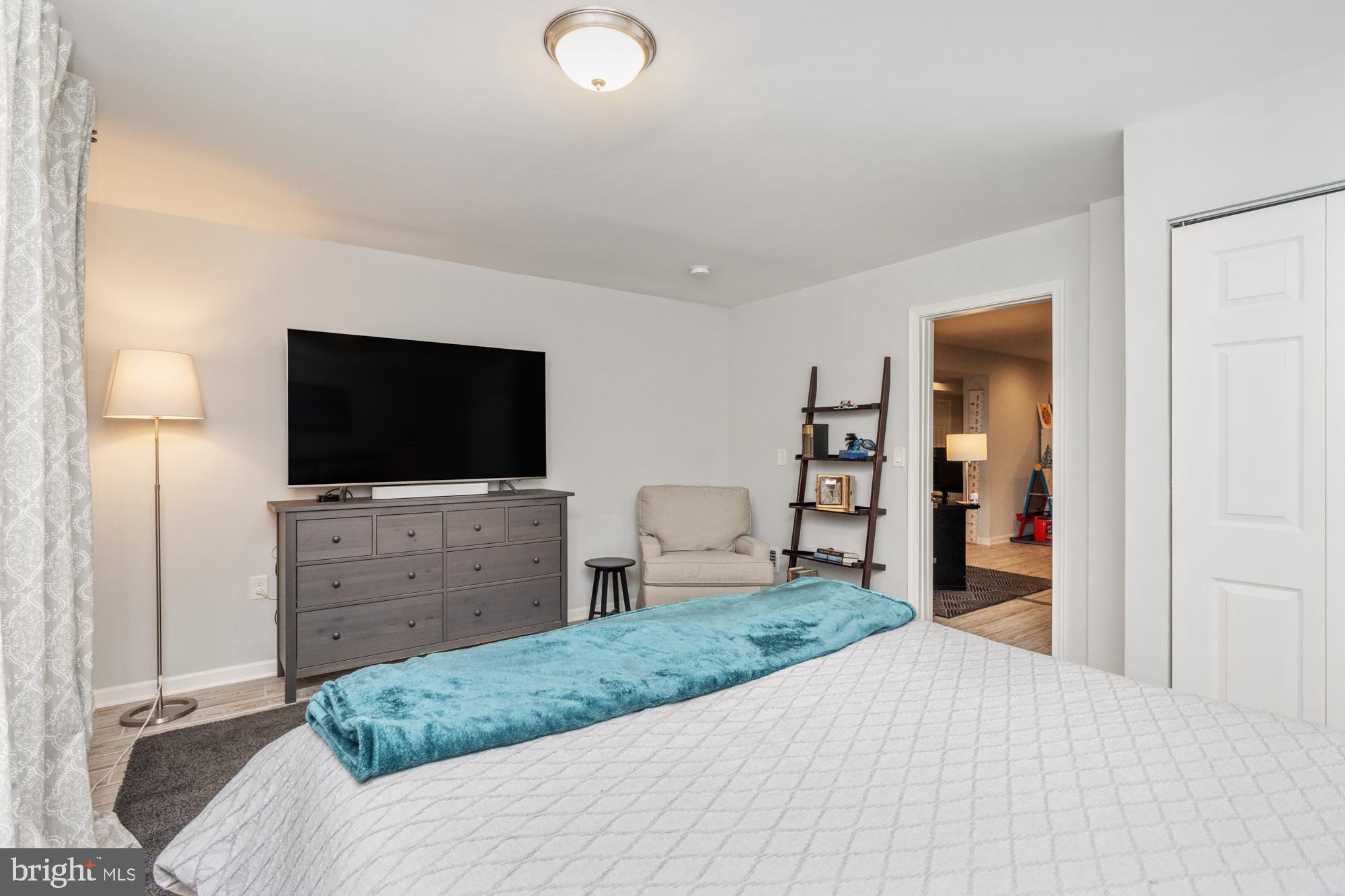 12 WAGON WHEEL COURT