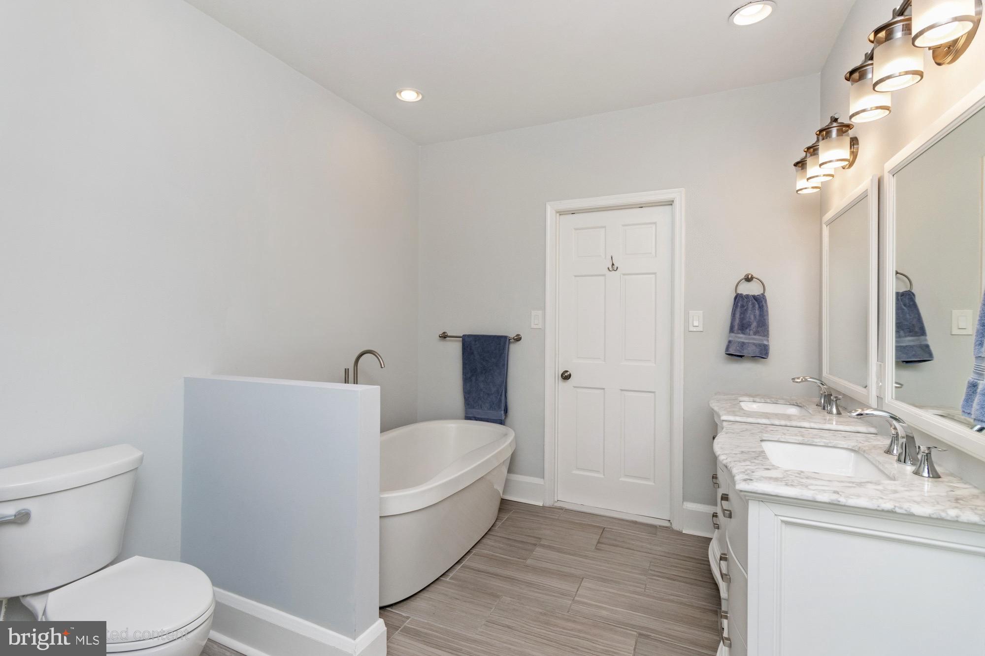 12 WAGON WHEEL COURT