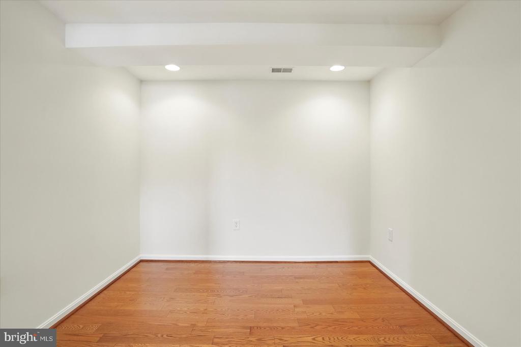 12236 ROUNDWOOD ROAD 310