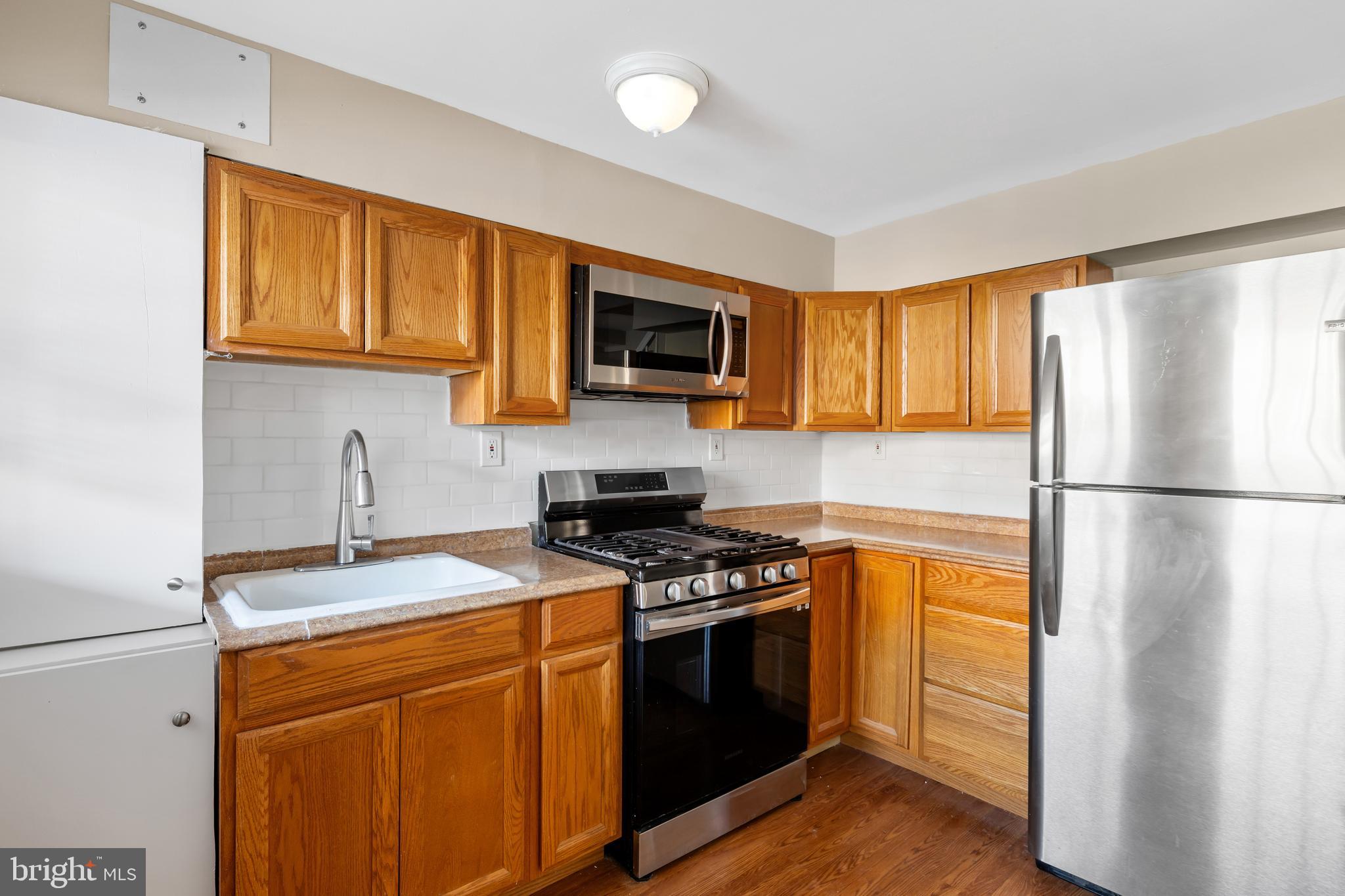 8004 GRAY HAVEN ROAD