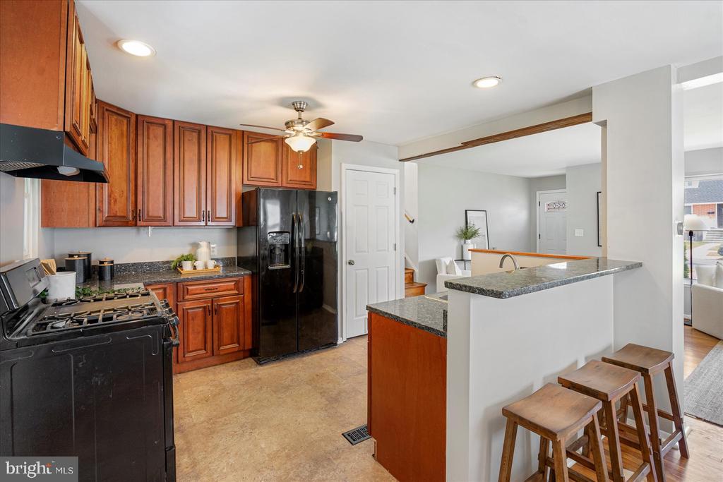 1306 SUDVALE ROAD
