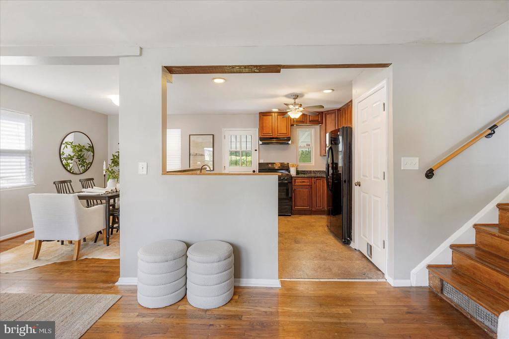 1306 SUDVALE ROAD
