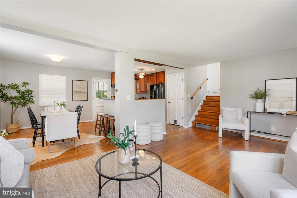 1306 SUDVALE ROAD