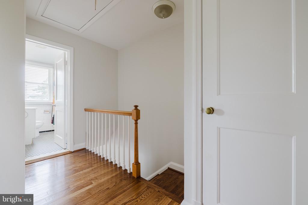 8306 LOCH RAVEN