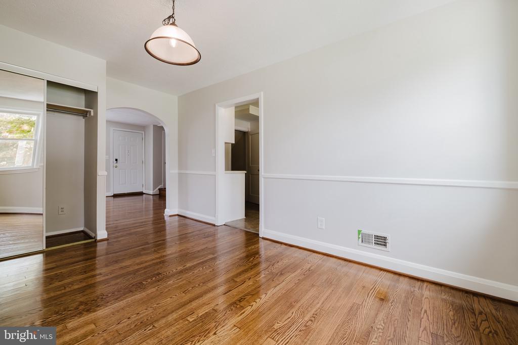 8306 LOCH RAVEN