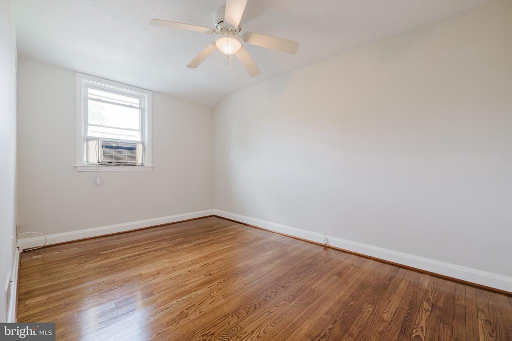 8306 LOCH RAVEN