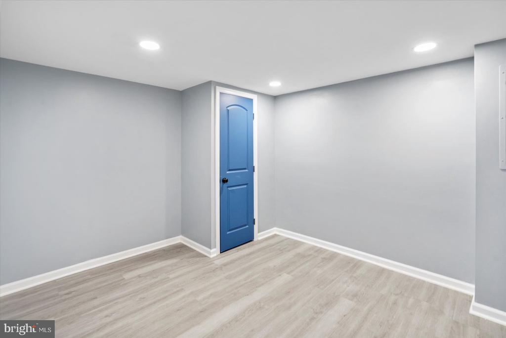 805 BRAESIDE ROAD