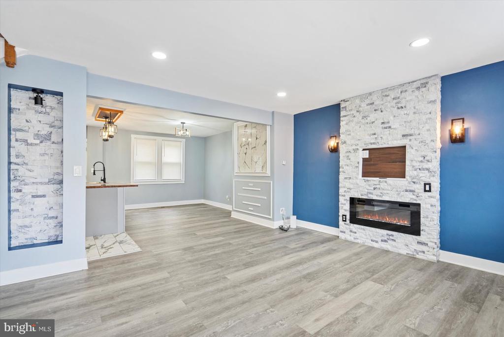 805 BRAESIDE ROAD