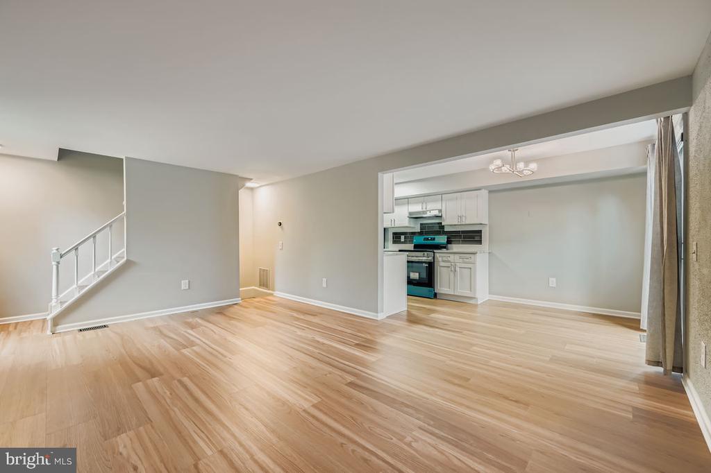 31 EWING DRIVE C