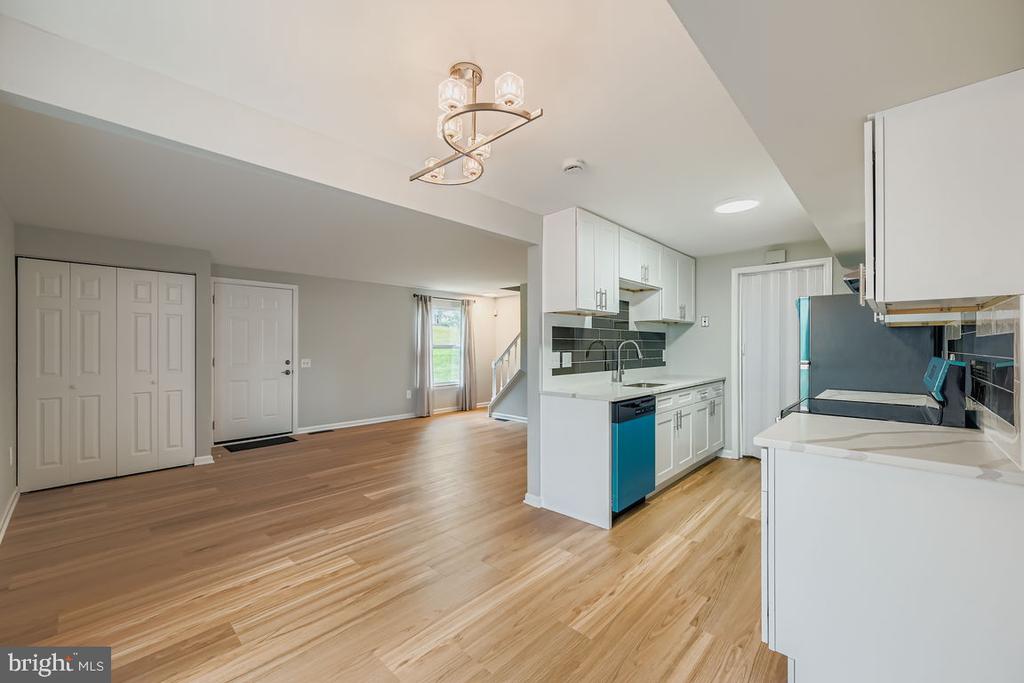 31 EWING DRIVE C
