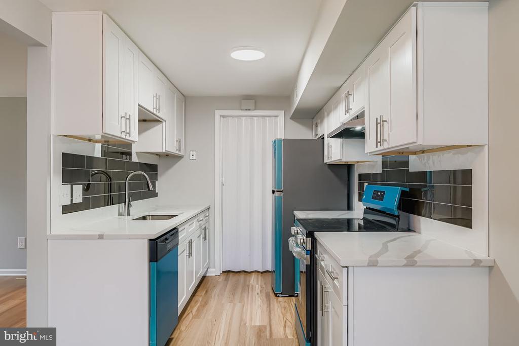 31 EWING DRIVE C