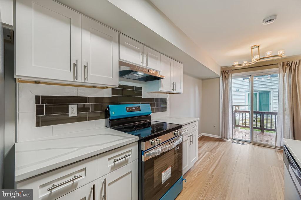 31 EWING DRIVE C