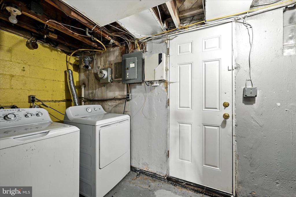 8328 DALESFORD ROAD