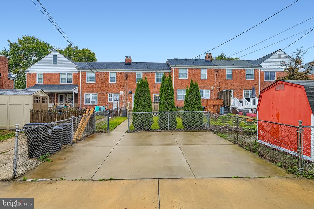 8119 KIRKWALL COURT