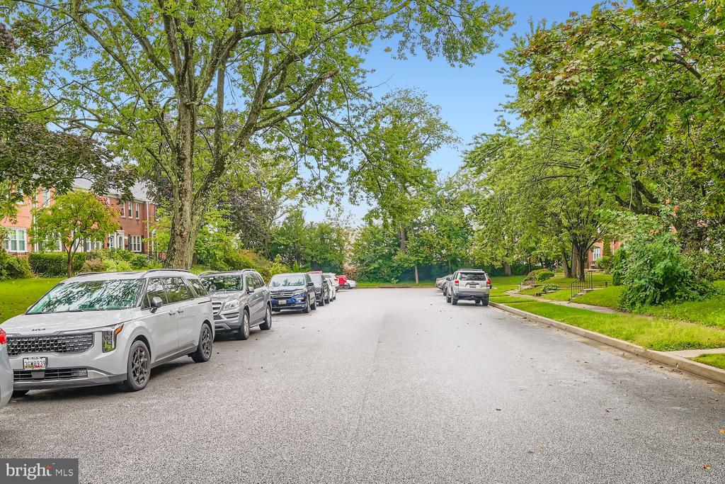 8119 KIRKWALL COURT