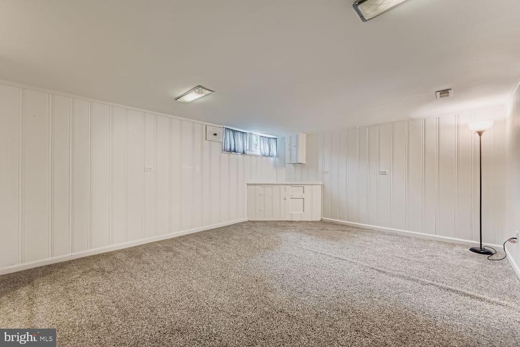 8119 KIRKWALL COURT