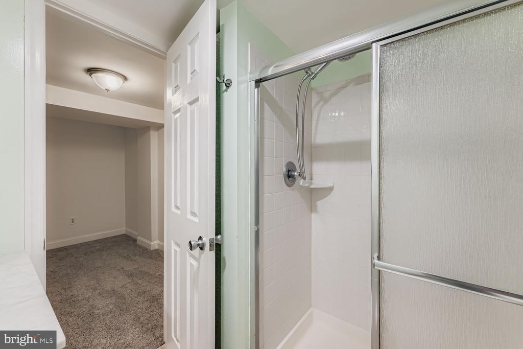 8119 KIRKWALL COURT