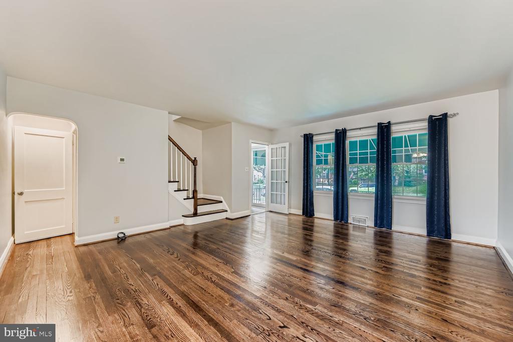 8119 KIRKWALL COURT