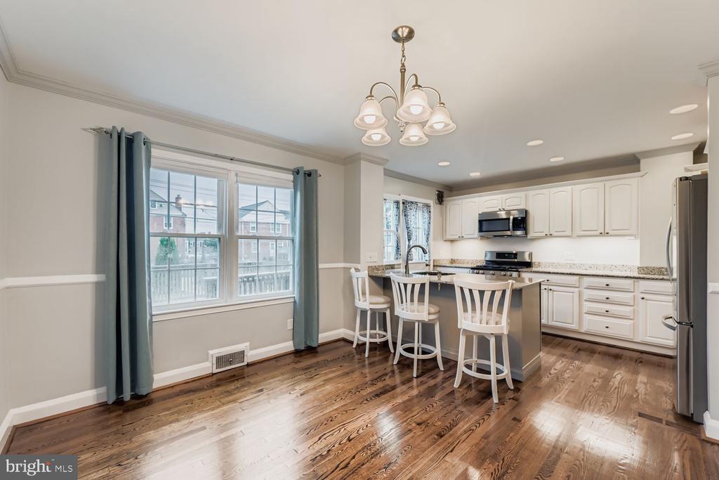 8119 KIRKWALL COURT