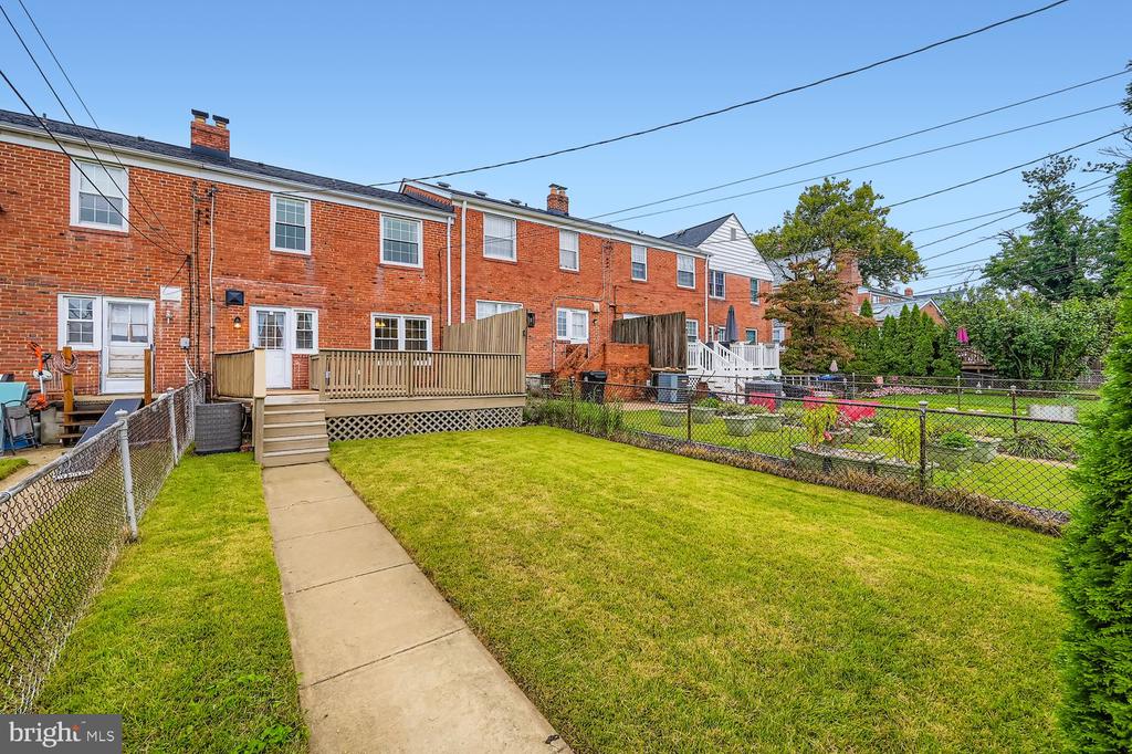 8119 KIRKWALL COURT