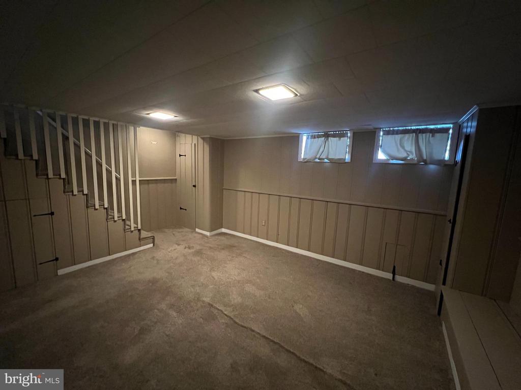 1642 HARDWICK ROAD
