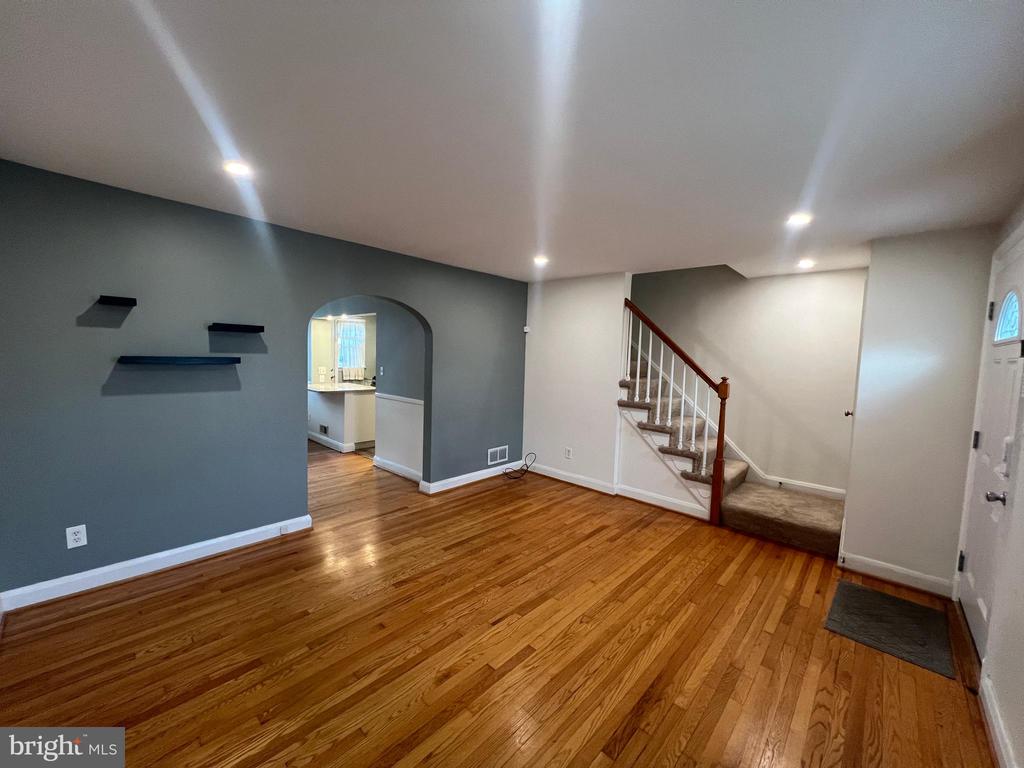 1642 HARDWICK ROAD